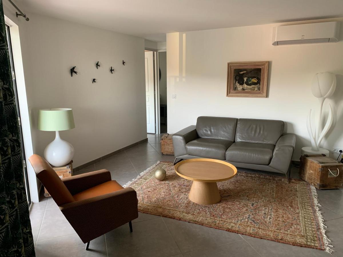Apartamento Saint-Péray : La Chapelle du Prieuré Exterior foto