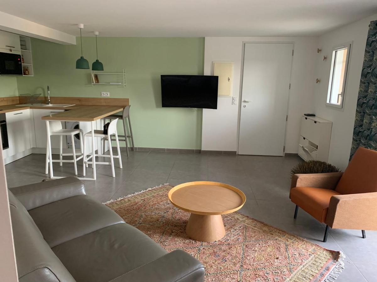 Apartamento Saint-Péray : La Chapelle du Prieuré Exterior foto