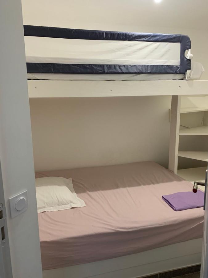 Apartamento Saint-Péray : La Chapelle du Prieuré Exterior foto